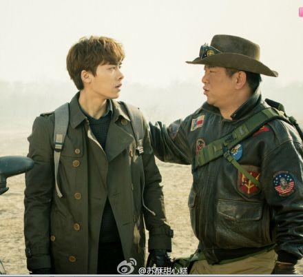 李易峰杨洋《盗墓笔记》开播:尸洞水道吓坏吴