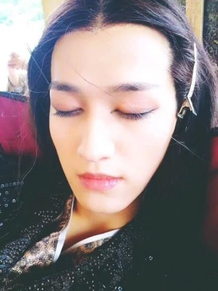 《花千骨》杀阡陌扮演者是杨紫中学男友 盘