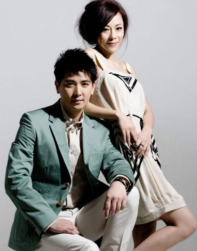 保剑锋报喜晒爱子出生照 与何珈好已结婚六年