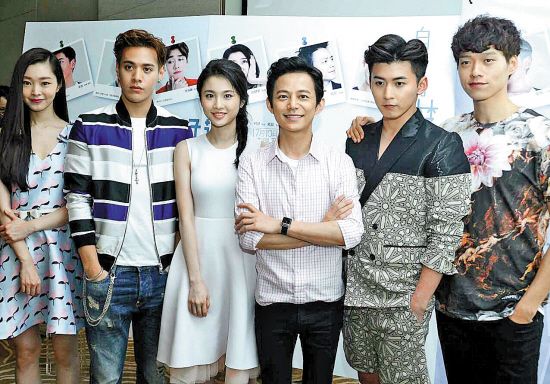由何炅首执导筒,李易峰和张慧雯主演的电影《栀子花开》将于7月