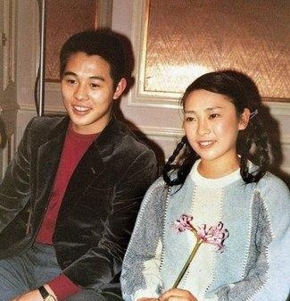 李连杰前妻黄秋燕近照曝光 曾为李连杰生下2个女儿