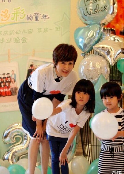 陆毅鲍蕾贝儿 9100624050143123595.jpg