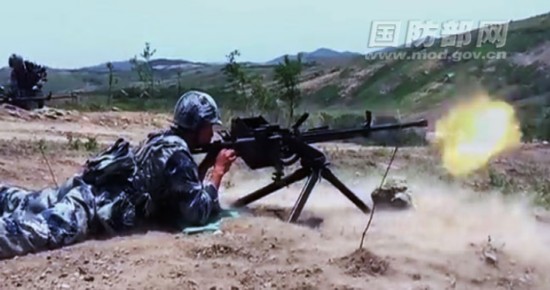 空降兵版《渴望光荣》 超越《真正男子汉》