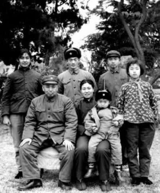 毛泽东周恩来朱德林彪<em>陈毅</em>陈云 老一辈领导人