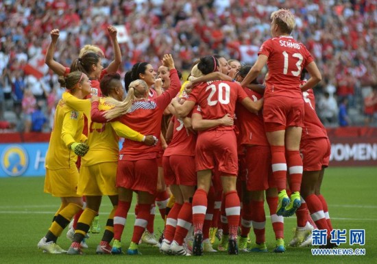 女足世界杯1\/8决赛:加拿大胜瑞士