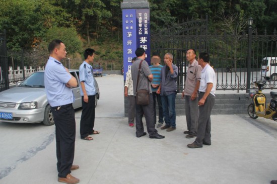 安康:小伙欲自杀扔身份证和手机 不想让人知道