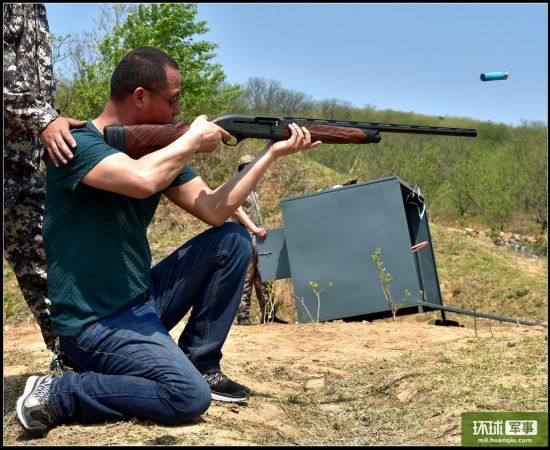 国内狩猎场真枪实弹猎杀过程(高清组图)