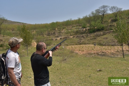 国内狩猎场真枪实弹猎杀过程(高清组图)