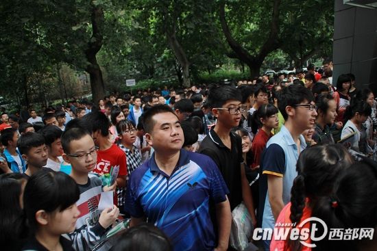 陕西中考作文题 我的老师 看似好写出彩不易