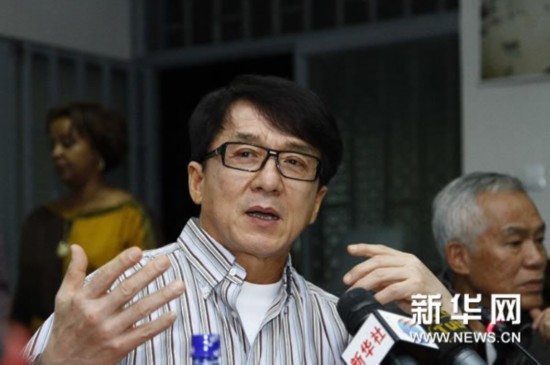 成龙房祖名父子关系变好 揭秘成龙身价到底有