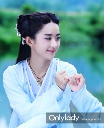 <em>花千骨</em>收视爆棚 赵丽颖演绎最萌古装造型--重庆