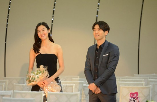 《我们相爱吧》刘雯成名史、富二代崔始源家庭