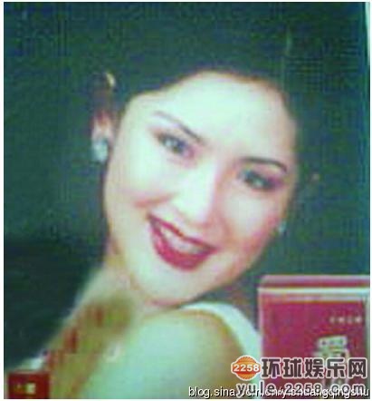 谢娜晒花衣青涩照<em>偶像</em>是巩俐 <em>丫鬟</em>专业户变身