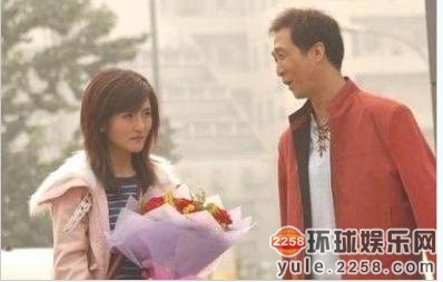 谢娜晒花衣青涩照<em>偶像</em>是巩俐 <em>丫鬟</em>专业户变身