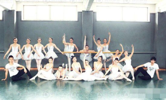 厦大美女毕业照走红 盘点<em>另类</em>创意毕业照--重庆