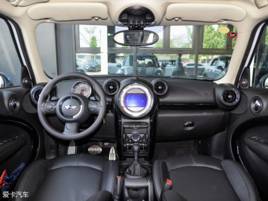 MINI2015MINI COUNTRYMAN