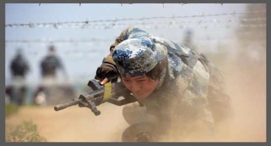 女兵的别样风华:让我的秀发拂过钢枪