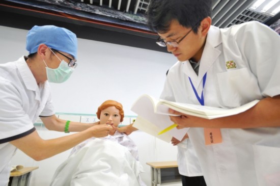 医生资格 小高考 开考 苏州考点2261人应试