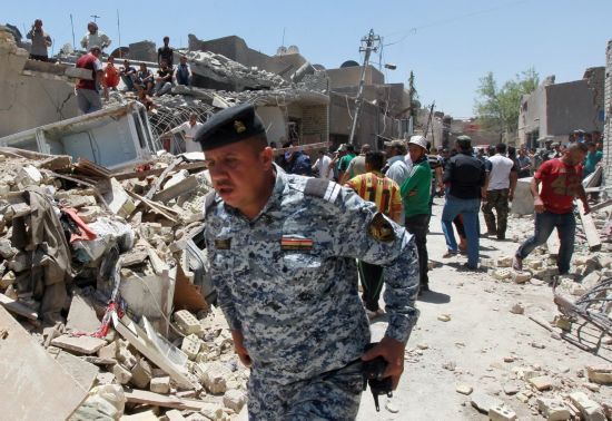 伊拉克空军战机误炸巴格达居民区--内蒙古频道