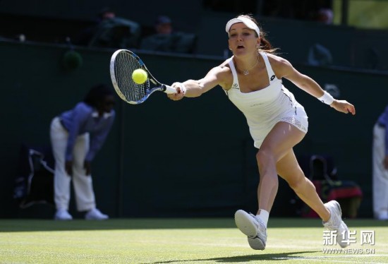 温网:拉德万斯卡无缘女单决赛