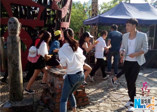 《花千骨》长留暑假班开课 主创重返长留山(组