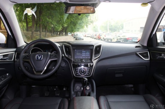 2014款 长安CS75 2.0L MT豪华型