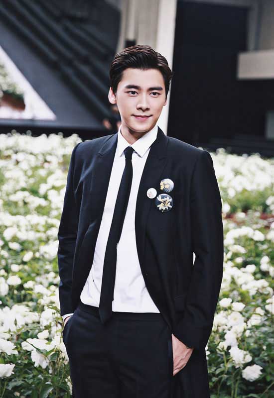 栀子花开上档日 李易峰被爆料有望恋情花开