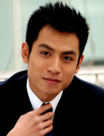 有一种帅叫央视男主播