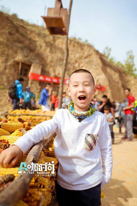 ���ְ�3���������Ҵ����  ����ŵһ����ʱ�д��ƴ