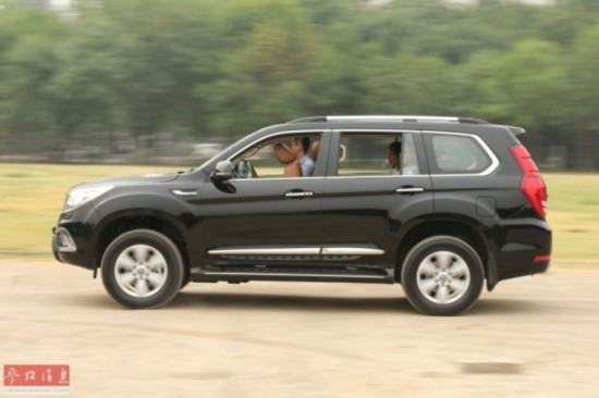 脑控汽车测试:实现人脑驱动车辆