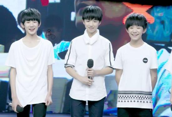 扒皮TFboys:王俊凯爸爸开出租 易烊千玺学霸跳