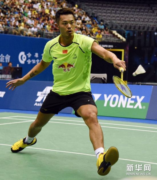 台北羽毛球公开赛:林丹不敌周天成