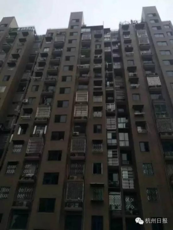 女儿病逝百日  失独 老夫妻双双 自杀 (图)--人民网