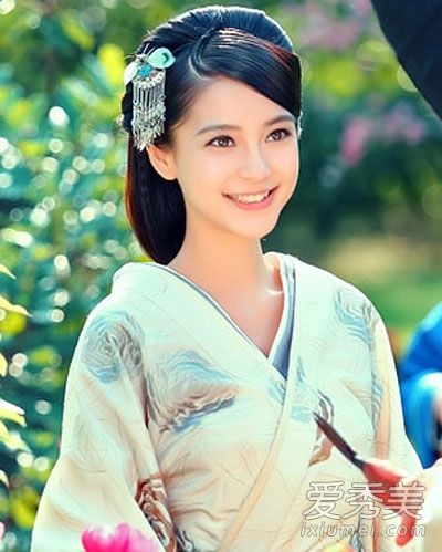 《花千骨》赵丽颖包子脸萌翻 娃娃脸女星大盘