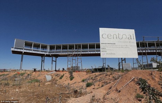 1万欧!中国企业抄底西班牙机场(高清组图)