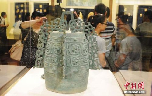 法国返还32件散失境本国宝在海内展出(组图)