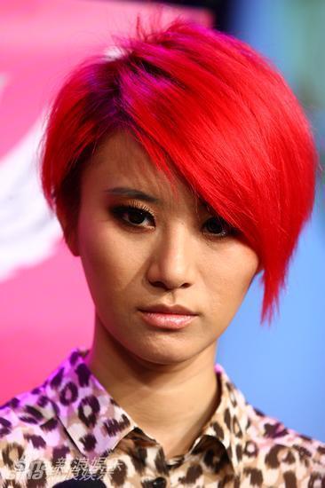 整容减肥买名牌!揭李宇春周笔畅华晨宇等快男