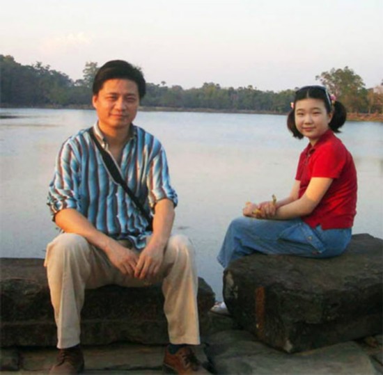 李亚鹏自称猪爸比带李嫣回老家 盘点男星与小