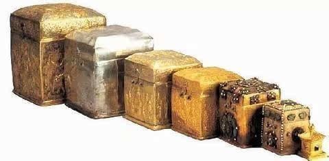 《盗墓笔记》中人面?、蚰蜒、蛇眉铜鱼真面目