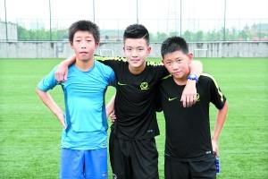 中国足球小将追梦西游记 回国后也不敢懈怠