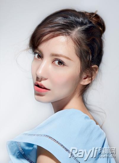 臉部補妝