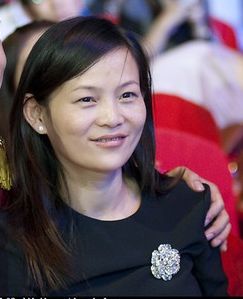 王健林李河君马云 中国十大超级富豪老婆气质美貌火拼（3）