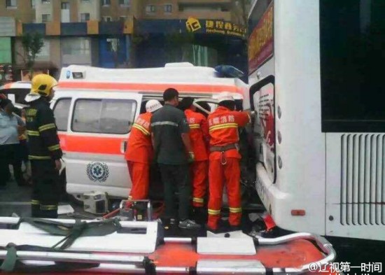 ���ȳ�׷β�����»��߼���˫˫����