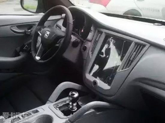 ��̩ȫ��SUV�ع� ���ƿ����ڷ���˹��