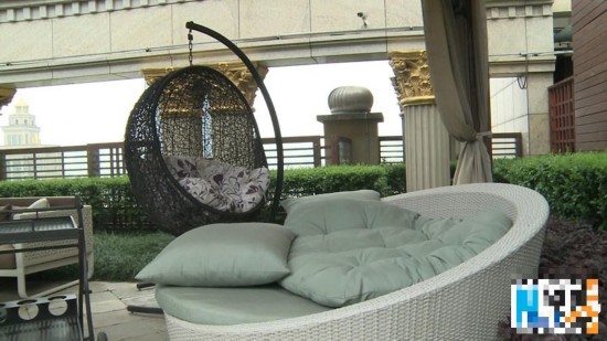 揭明星皇宫级别豪宅:刘亦菲拥足球场PK韩雪3