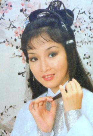 黄杏秀