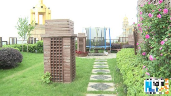 揭明星皇宫级别豪宅:刘亦菲拥足球场PK韩雪3