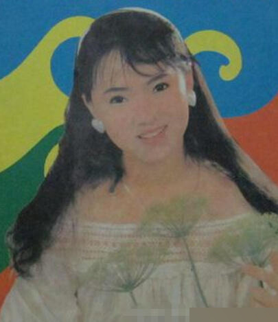 伊能静早期出道时旧照曝光 圆脸青涩十分动人