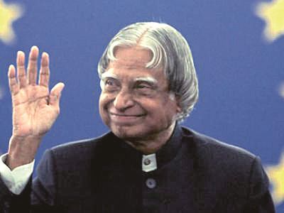 印度导弹之父逝世 演讲时摔倒不治身亡