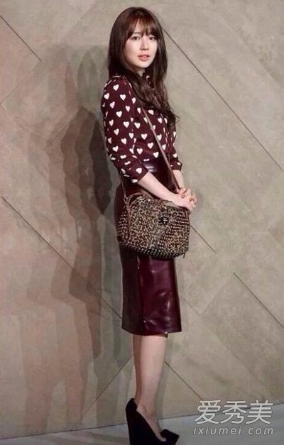 尹恩惠加盟《女神新装》 先看街拍品位如何